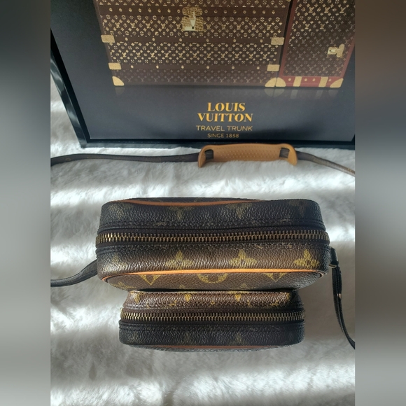 Louis Vuitton Monogram Amazon Crossbody bag - Picture 6 of 16